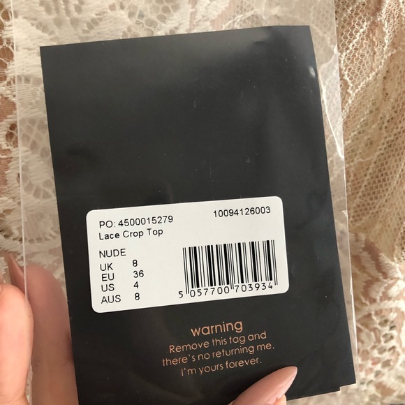 MISSGUIDED LACE LONG SLEEVE CROP TOP W/ ZIPPER - Picture 7 of 7